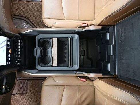 Used 2024 RAM 3500 Limited w/ Towing Technology Group image 40