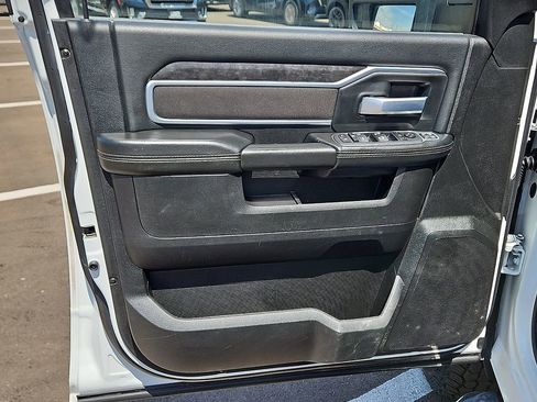 Used 2024 RAM 2500 Big Horn AWD/4WD image 15