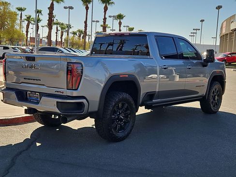 Used 2026 GMC Sierra 3500 AT4 w/ AT4 Premium Plus Package AWD/4WD image 5