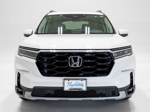 Used 2023 Honda Pilot Elite image 4