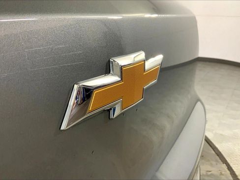Used 2025 Chevrolet TrailBlazer LT AWD/4WD image 29
