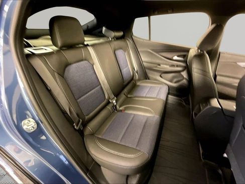 Certified 2026 Buick Envista Sport Touring w/ Convenience I Package FWD image 24