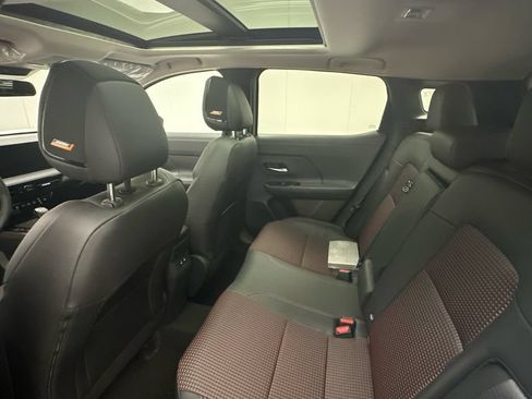 New 2026 Nissan Kicks SR w/ SR Premium Package AWD/4WD image 10