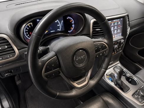 Used 2018 Jeep Grand Cherokee High Altitude AWD/4WD image 10