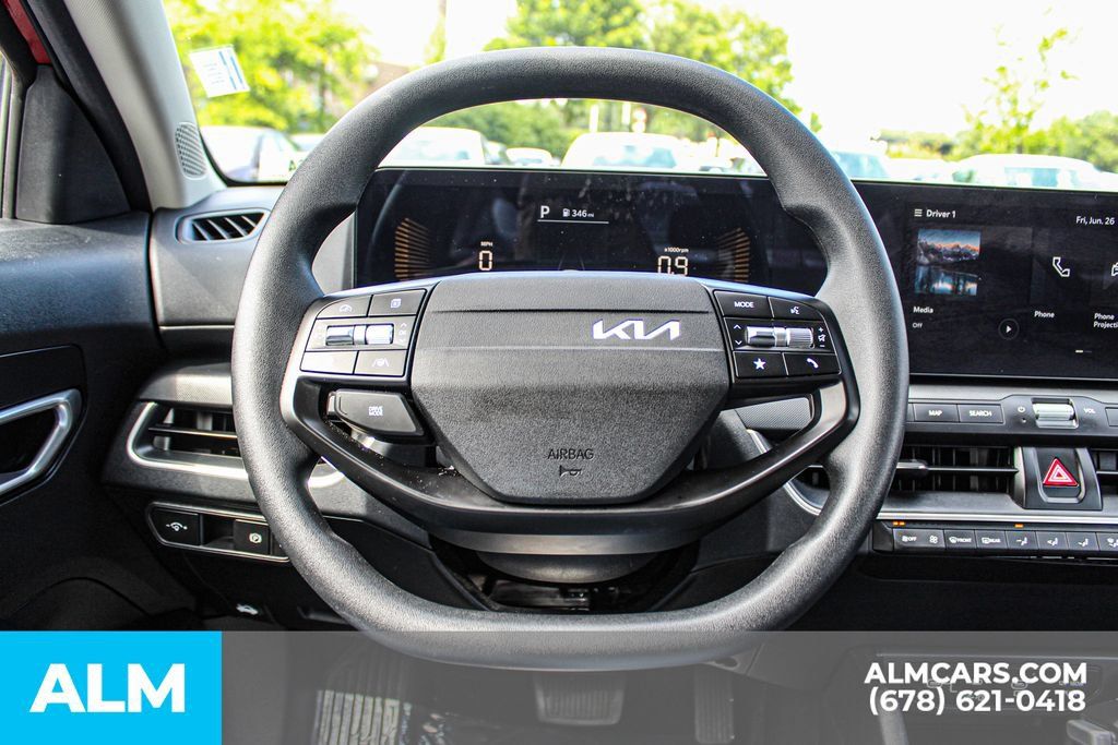 Used 2025 Kia K4 FWD image 23