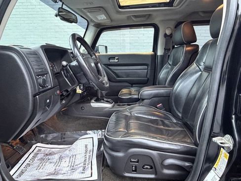 Used 2007 HUMMER H3 image 10