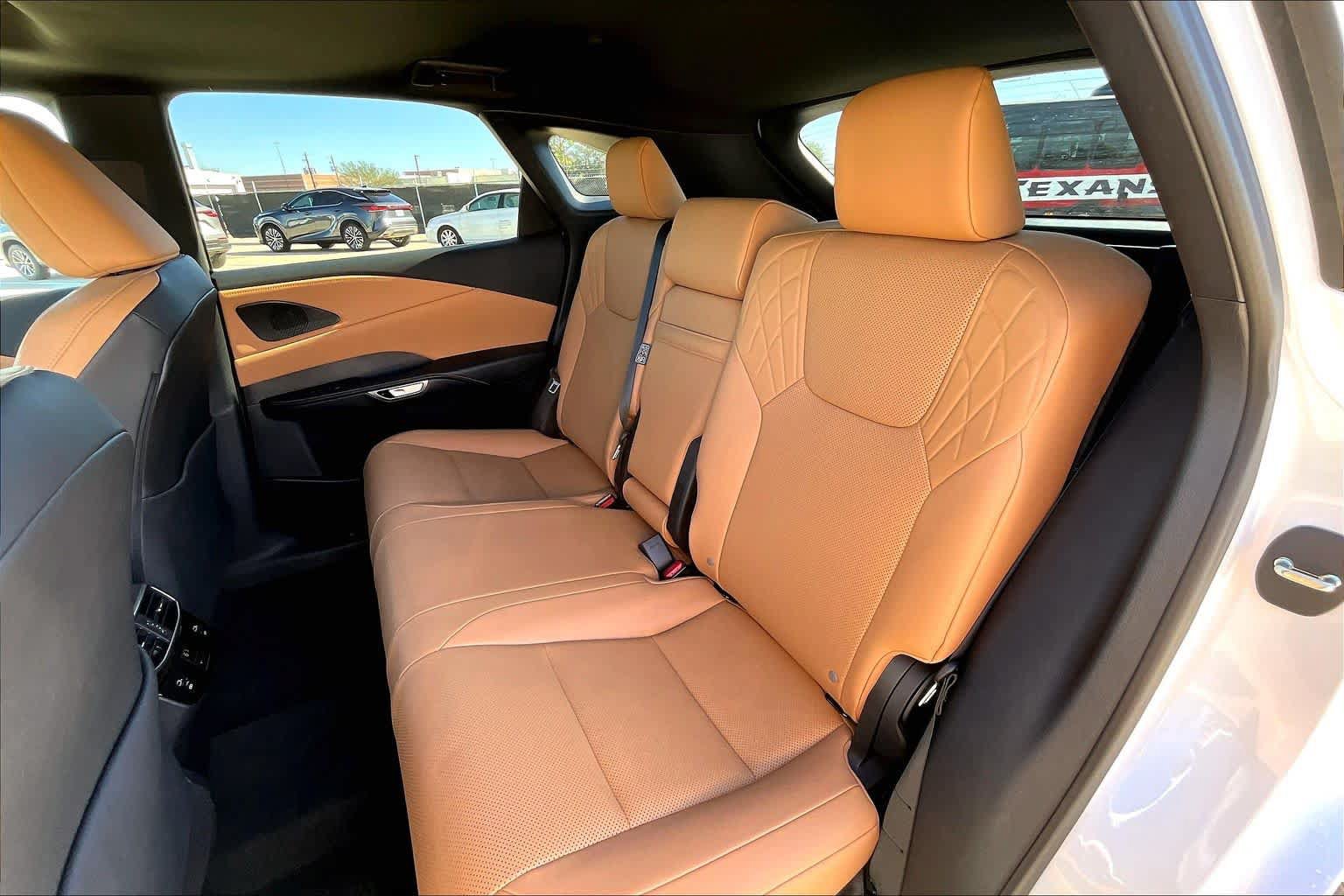 Used 2025 Lexus RX 350 Premium FWD image 21