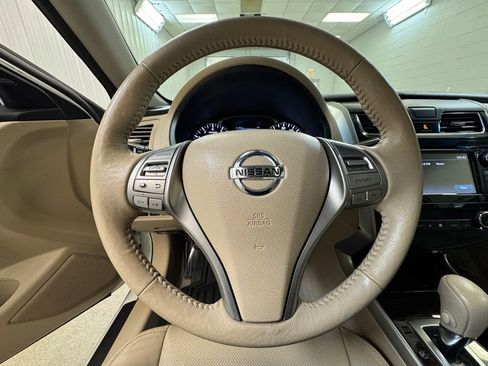 Used 2014 Nissan Altima 2.5 SL w/ Technology Package FWD image 30