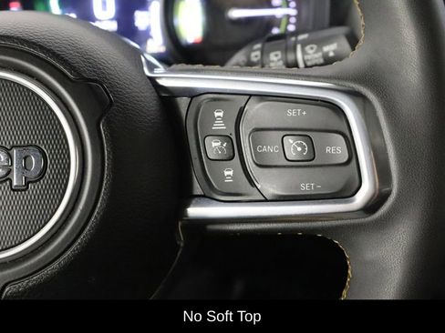 Used 2024 Jeep Wrangler Unlimited Sahara w/ Dual Top Group AWD/4WD image 10