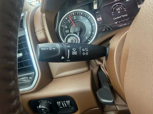 Used 2020 RAM 1500 Laramie image 19