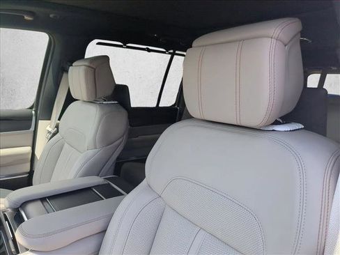 New 2026 Jeep Grand Wagoneer Summit AWD/4WD image 4