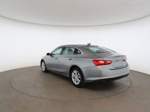 Used 2024 Chevrolet Malibu LT image 11