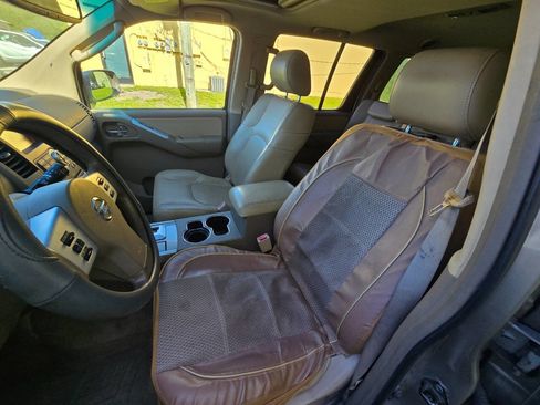 Used 2008 Nissan Pathfinder SE w/ Premium Pkg AWD/4WD image 9
