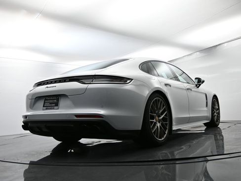 Certified 2023 Porsche Panamera Platinum Edition image 50