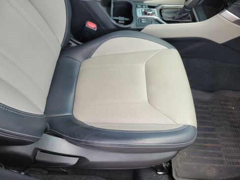 Used 2019 Subaru Forester Limited AWD/4WD image 20