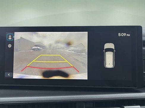 Used 2025 Hyundai Santa Fe SE image 20