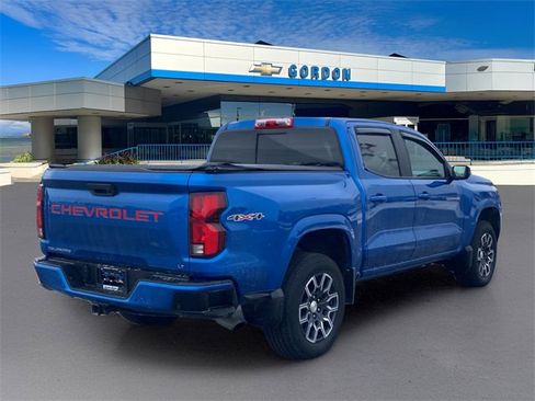 Used 2023 Chevrolet Colorado LT w/ LT Convenience Package III image 8
