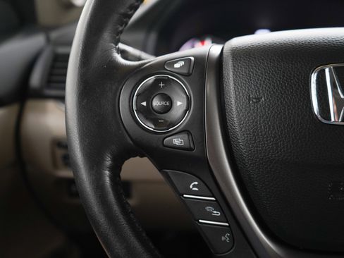 Used 2017 Honda Pilot EX-L image 25