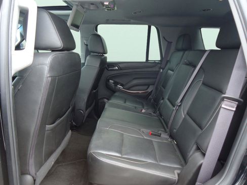 Used 2017 GMC Yukon SLT w/ Open Road Package AWD/4WD image 29