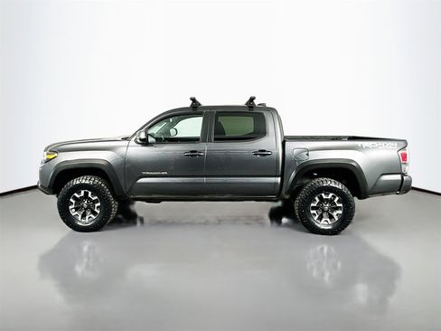 Certified 2020 Toyota Tacoma TRD Off-Road image 4
