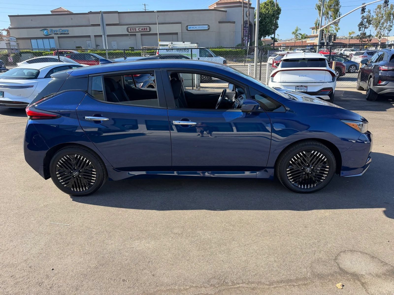 Used 2024 Nissan Leaf SV Plus FWD image 4