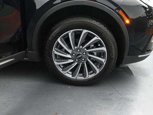 Certified 2023 Lincoln Corsair Reserve AWD/4WD image 32