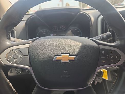 Used 2016 Chevrolet Colorado LT w/ LT Convenience Package image 11