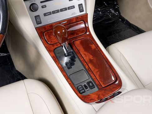 Used 2010 Lexus SC 430 Convertible image 51