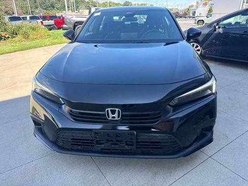 Used 2023 Honda Civic Sport image 2