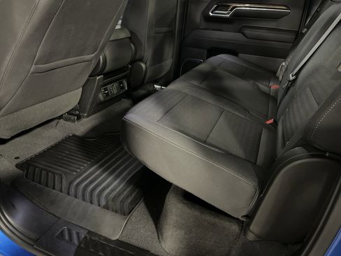 Used 2023 GMC Sierra 1500 Elevation image 13