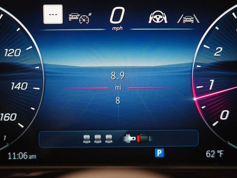 New 2026 Mercedes-Benz E 350 4MATIC Sedan image 22