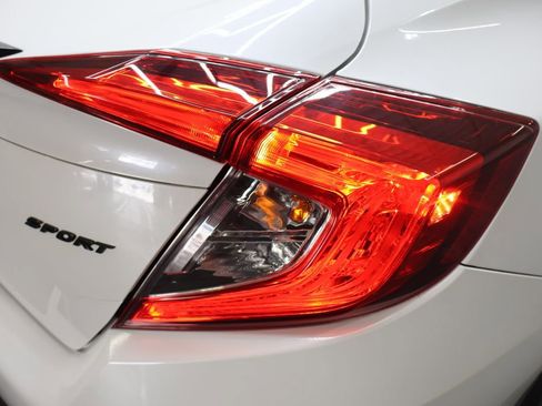 Used 2022 Honda Accord Sport image 28