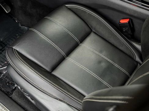 Used 2020 Land Rover Range Rover Velar R-Dynamic S image 14