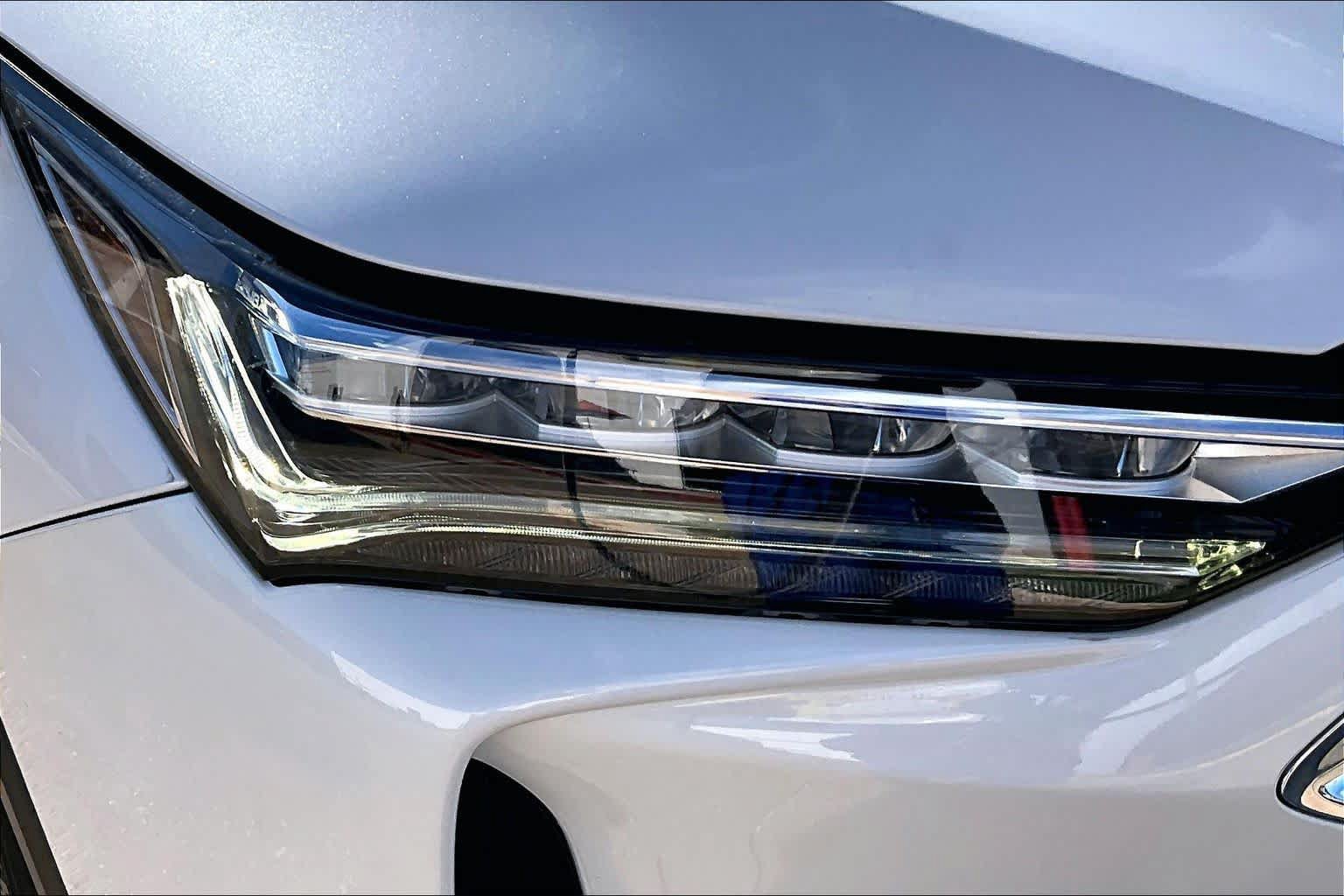 Used 2023 Acura MDX w/ Technology Package AWD/4WD image 28