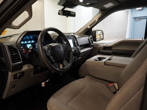 Used 2019 Ford F150 XLT w/ XTR Package image 6
