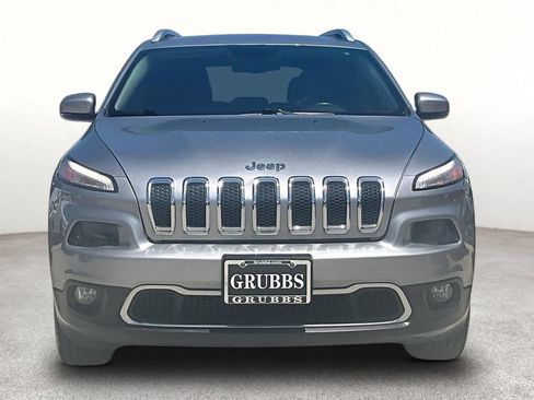 Used 2016 Jeep Cherokee Limited FWD image 3