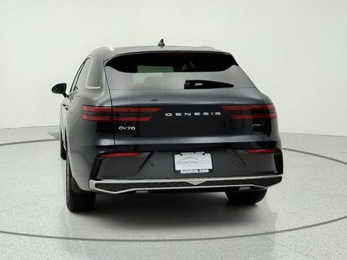 Used 2026 Genesis GV70 2.5T Advanced AWD/4WD image 6