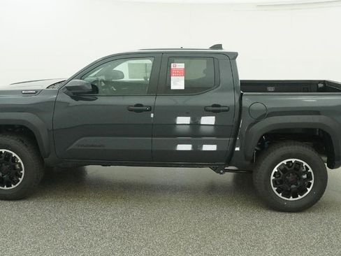 New 2026 Toyota Tacoma TRD Off-Road AWD/4WD image 46