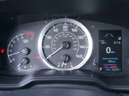 Used 2022 Toyota Corolla LE FWD image 13