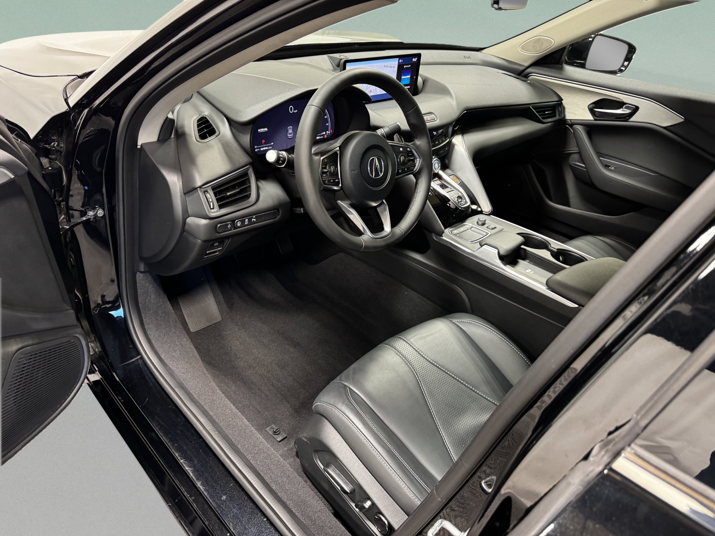Used 2024 Acura TLX w/ Technology Package FWD image 8