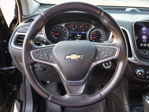 Used 2020 Chevrolet Equinox Premier AWD/4WD image 17