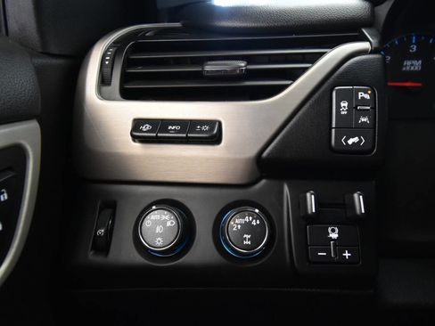 Used 2018 GMC Yukon Denali w/ Open Road Package image 31