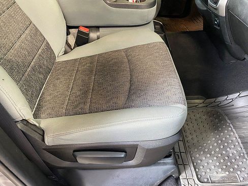 Used 2019 RAM 1500 Big Horn AWD/4WD image 33