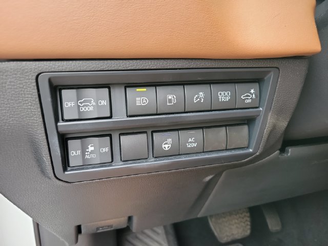 Used 2025 Toyota Sequoia 1794 Edition AWD/4WD image 32