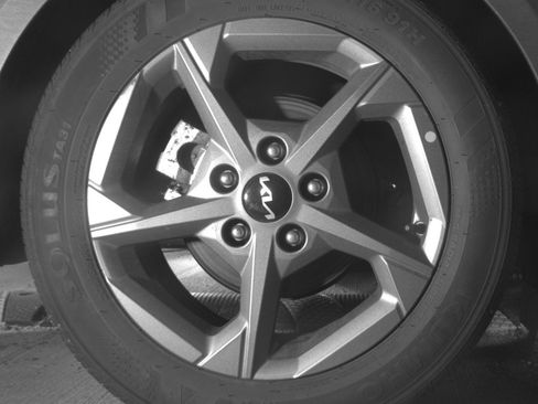 Used 2025 Kia K4 LXS image 15