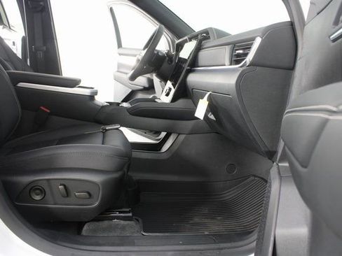 New 2026 GMC Terrain Elevation w/ Elevation Premium Package image 22