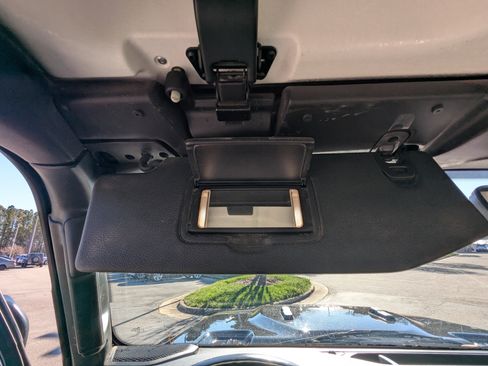 Used 2022 Jeep Gladiator Mojave w/ Cold Weather Group image 26