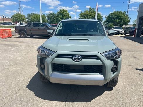 Used 2023 Toyota 4Runner TRD Off-Road Premium w/ Moonroof Package AWD/4WD image 3