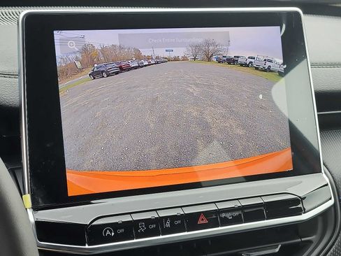 New 2026 Jeep Compass Limited image 13