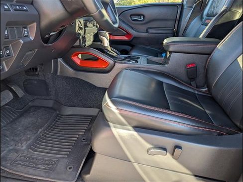 Used 2023 Nissan Frontier PRO-4X w/ Pro-4X Premium Package image 9